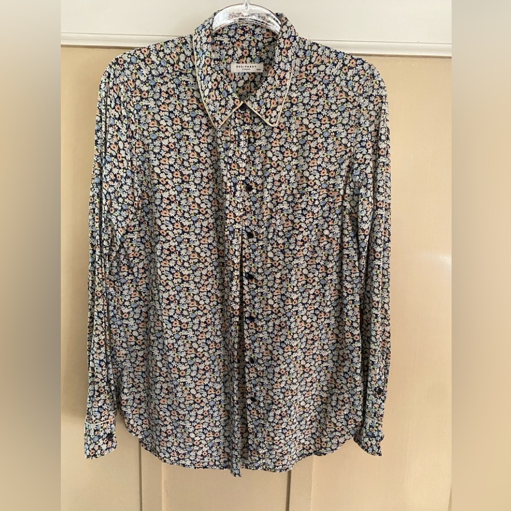 Equipment Femme 100% silk blouse- M